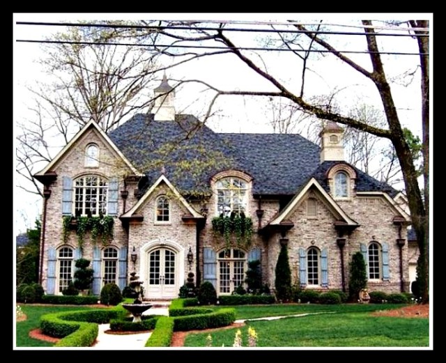 Photo credit: Houzz Design by: Construction Innovations & Contracting