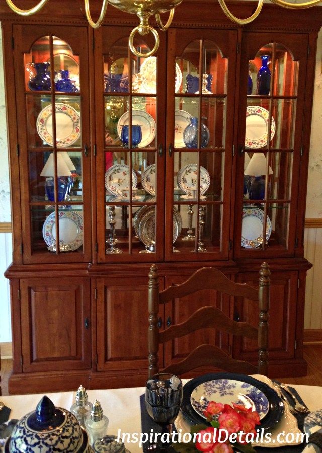 blue table /decorating themes