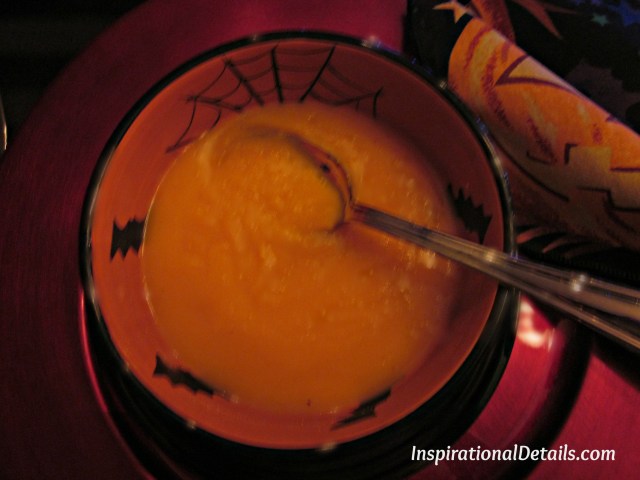fall dinner menu - squash soup with little cream