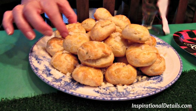 French appetizer ideas - gougeres
