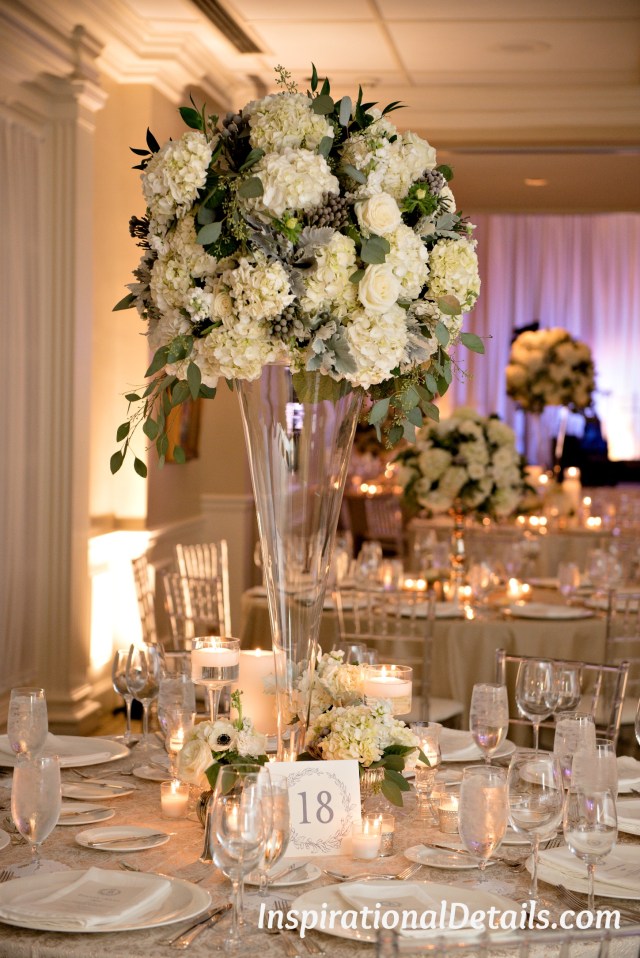 gorgeous wedding flowers